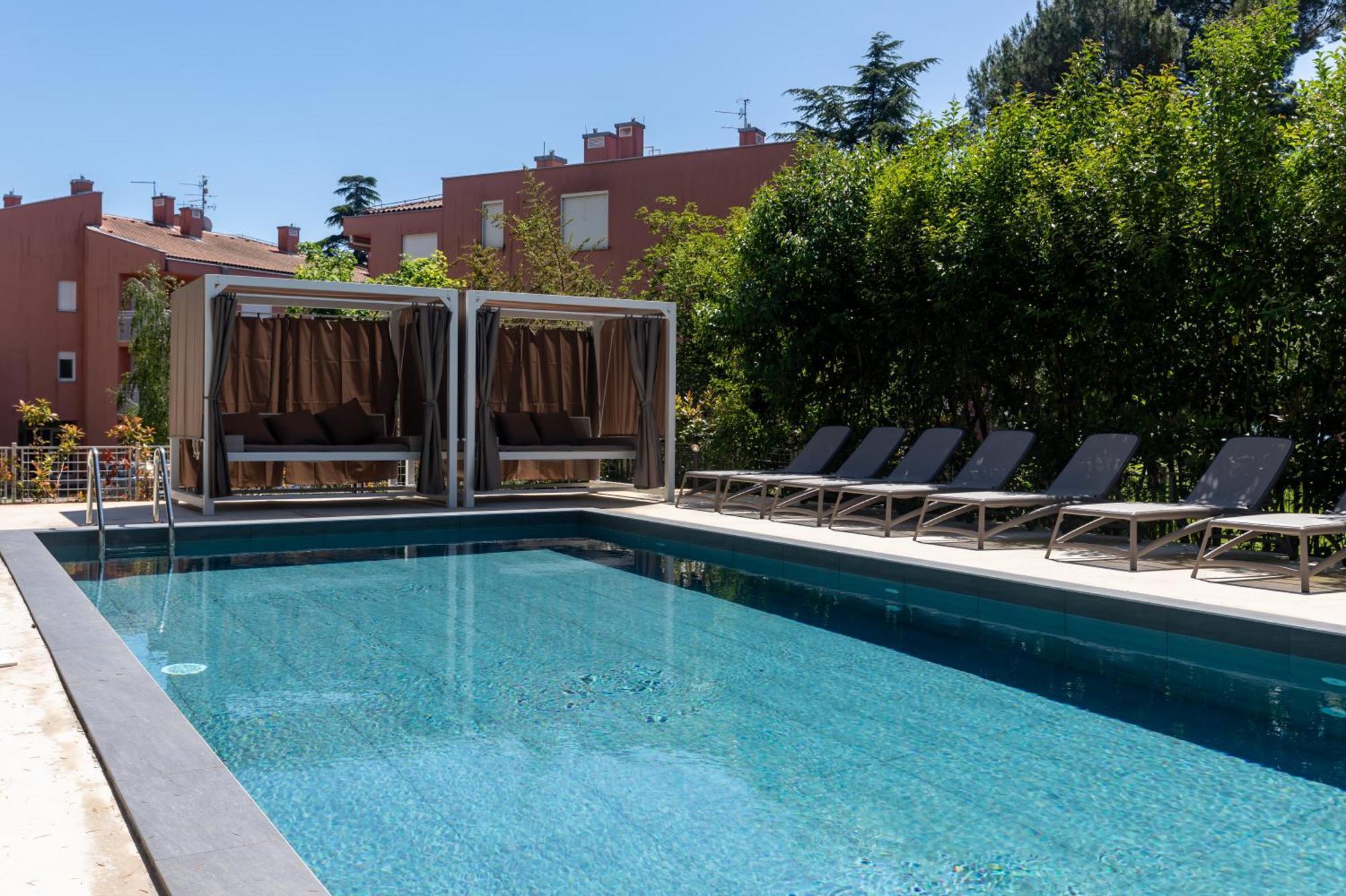 Hotel Emaus Novigrad Istria Exteriör bild